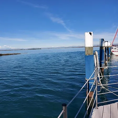 Grado Floating Resort Exterior photo