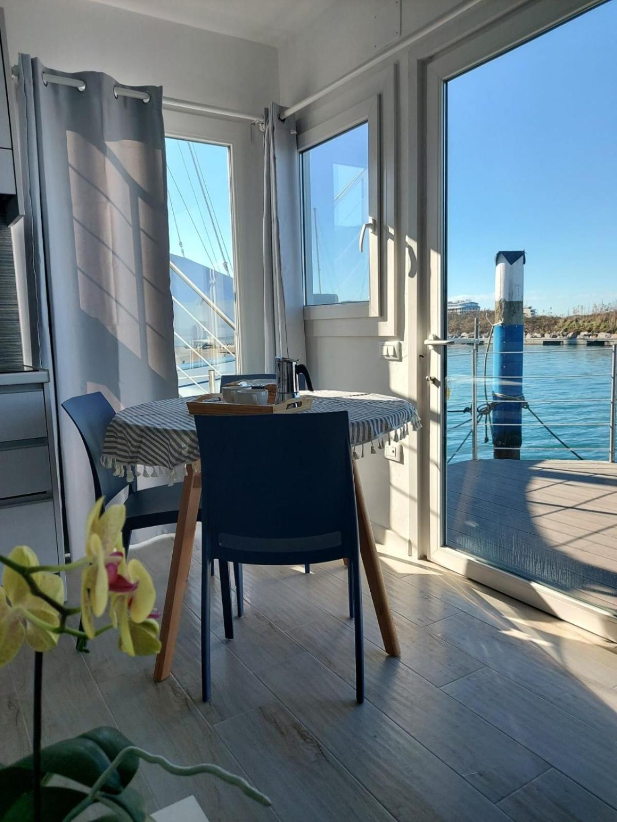 Ferienhaus Floating *
